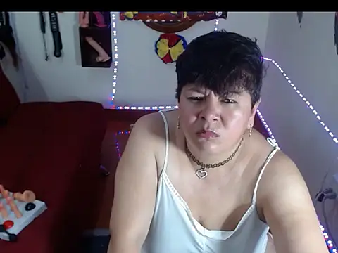 Snapshot of angelitolove727 chatting on 06-24-26, 11:59 angelitolove727 online show from 06-24-26, 11:59