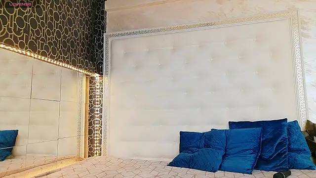 Snapshot of karissia chatting on 03-29-26, 06:24 karissia online show from 03-29-26, 06:24