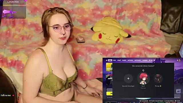 Snapshot of GamerGirl_Eve chatting on 03-06-26, 06:26 GamerGirl Eve online show from 03-06-26, 06:26