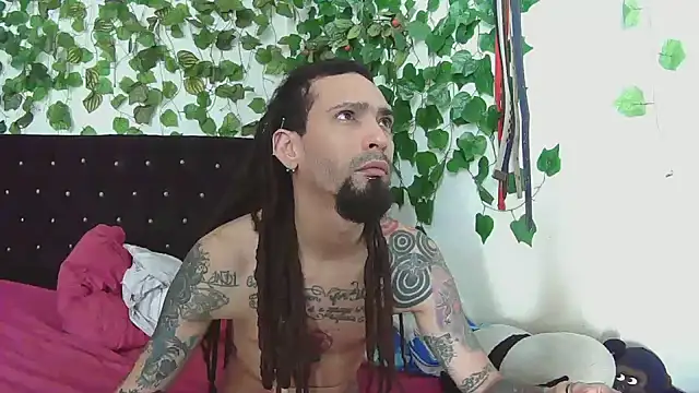 Snapshot of caribbeanlover1 chatting on 12-12-24, 02:33 caribbeanlover1 online show from 12-12-24, 02:33