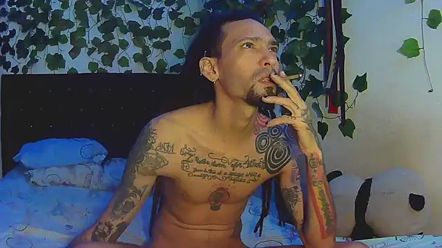Snapshot of caribbeanlover1 chatting on 01-29-25, 01:38 caribbeanlover1 online show from 01-29-25, 01:38