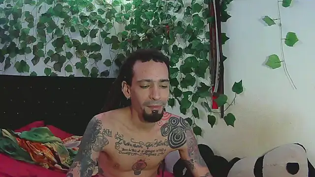 Snapshot of caribbeanlover1 chatting on 02-14-25, 12:25 caribbeanlover1 online show from 02-14-25, 12:25