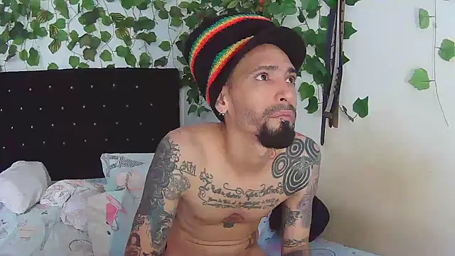 Snapshot of caribbeanlover1 chatting on 03-18-25, 03:53 caribbeanlover1 online show from 03-18-25, 03:53