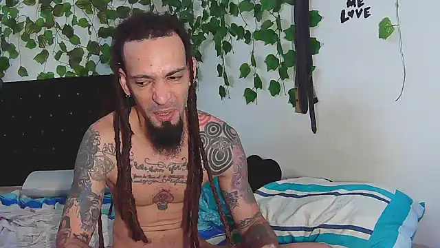 Snapshot of caribbeanlover1 chatting on 10-01-25, 11:49 caribbeanlover1 online show from 10-01-25, 11:49