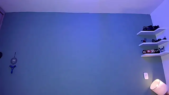 Cassandra Caiin online show from 12-18-24, 01:15