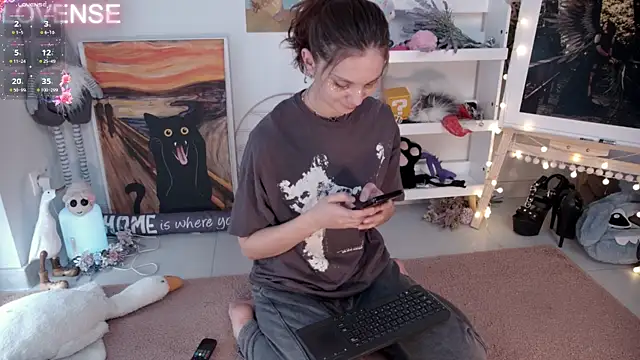 Careful i bite online show from 01-31-25, 01:12