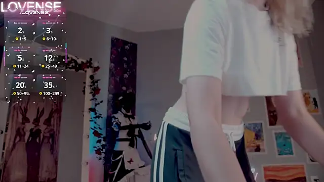 Careful i bite online show from 11-19-25, 06:46