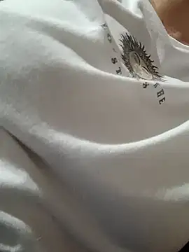 Snapshot of alexa_milsf chatting on 12-17-24, 01:07 alexa milsf online show from 12-17-24, 01:07