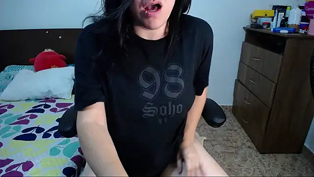 Snapshot of alexa_milsf chatting on 03-23-25, 01:42 alexa milsf online show from 03-23-25, 01:42