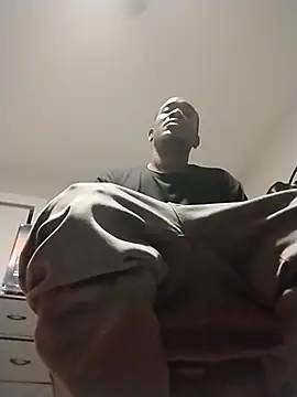 Makeyoucumallover online show from 11-25-25, 10:15