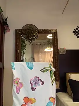 Estefani 32 online show from 02-20-26, 03:34