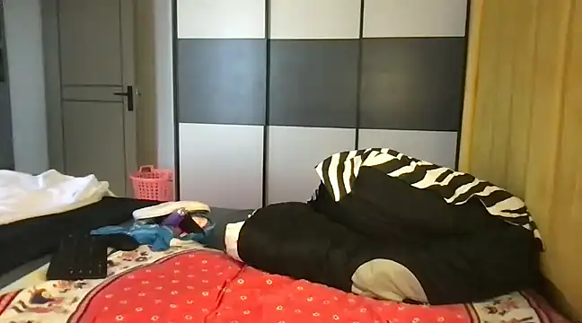 choco petite online show from 03-14-25, 12:18