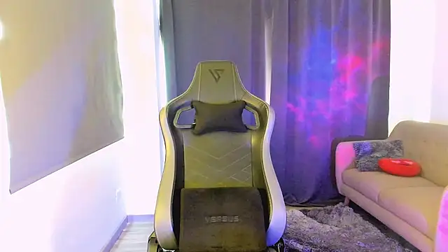 Liam V online show from 03-16-25, 06:44