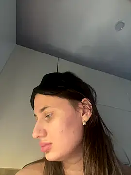 Snapshot of Flossy_Vettie chatting on 10-24-25, 12:34 Flossy Vettie online show from 10-24-25, 12:34