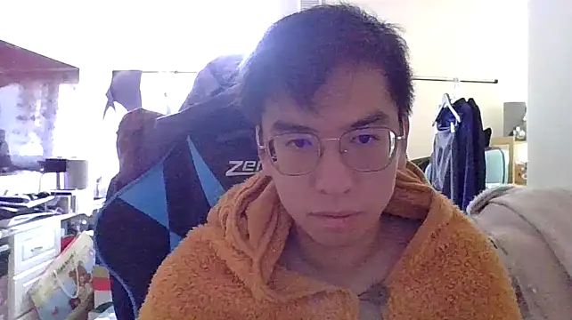 Snapshot of charlie_xdd chatting on 02-15-25, 05:51 charlie xdd online show from 02-15-25, 05:51