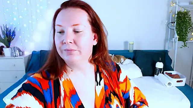 Snapshot of GoddessLara chatting on 11-23-25, 08:41 GoddessLara online show from 11-23-25, 08:41