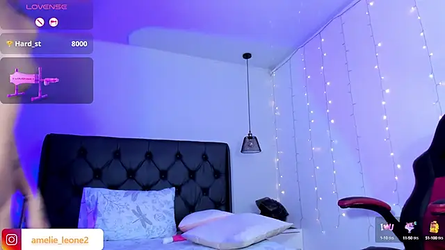 AMELIELEONE online show from 02-05-25, 03:42