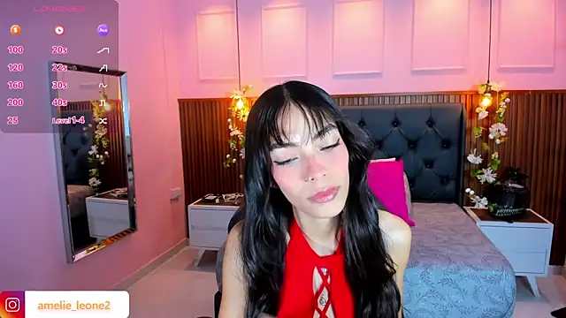 AMELIELEONE online show from 01-19-26, 12:20