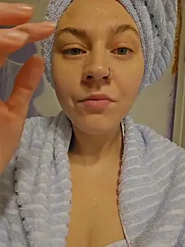 ScarletCallings420 online show from 11-16-25, 06:57