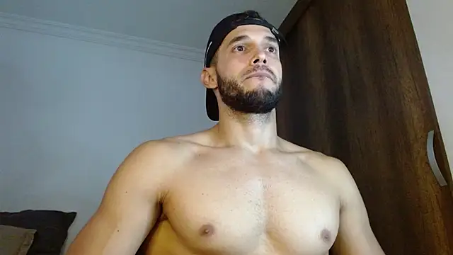 Snapshot of Noah_jhonsonn chatting on 06-19-26, 04:11 Noah jhonsonn online show from 06-19-26, 04:11