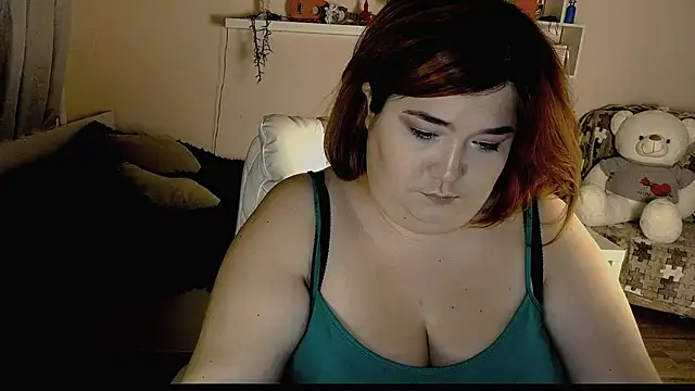 Snapshot of Vi-Vixen chatting on 12-02-24, 04:42 Vi-Vixen online show from 12-02-24, 04:42
