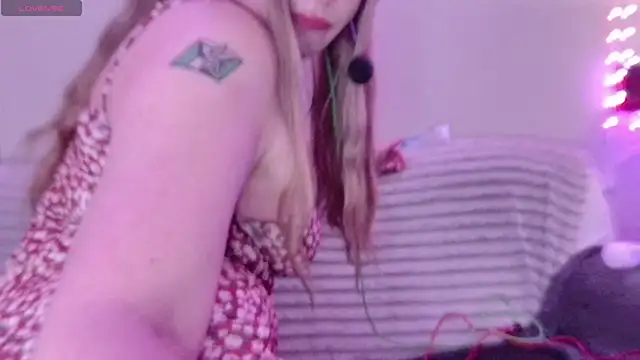 ScarletCarnal online show from 09-13-25, 11:37