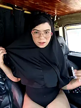 Simone Miller online show from 01-20-25, 05:37