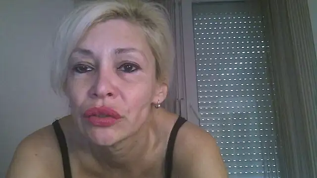 EvaaMina online show from 10-23-25, 10:58