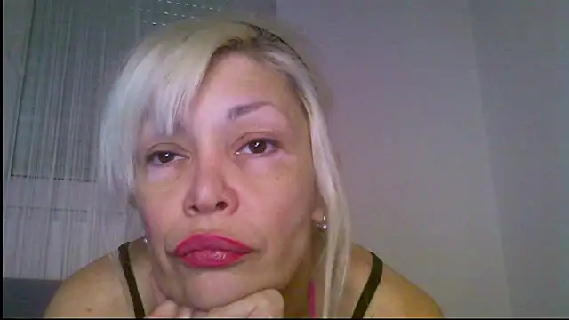 EvaaMina online show from 05-04-26, 12:12