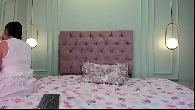 Snapshot of kathe_hot chatting on 02-22-25, 08:31 kathe hot online show from 02-22-25, 08:31