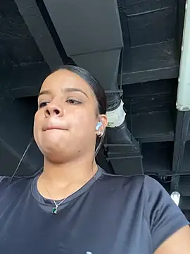 trianawhite online show from 02-11-25, 07:16