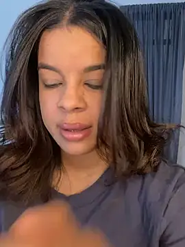 trianawhite online show from 03-03-25, 09:59