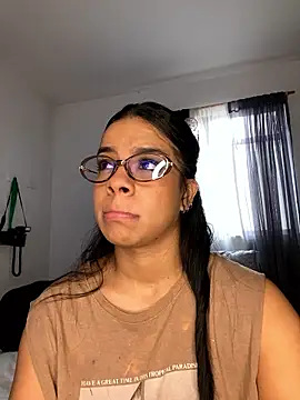 trianawhite online show from 01-15-26, 03:05