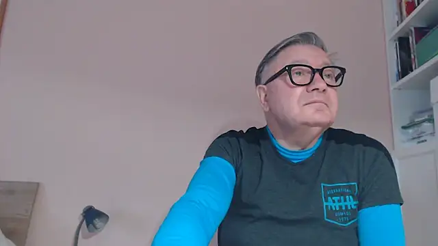 YOU6me online show from 02-09-26, 08:51