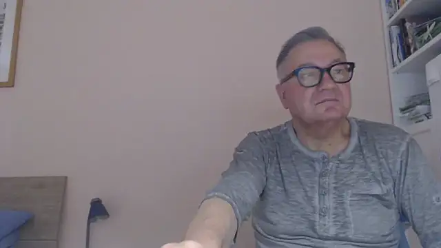 YOU6me online show from 07-08-26, 08:30