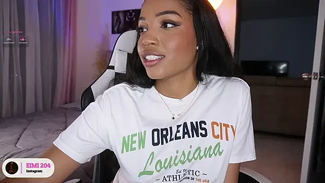 Snapshot of eimi_space chatting on 02-24-25, 01:02 eimi space online show from 02-24-25, 01:02