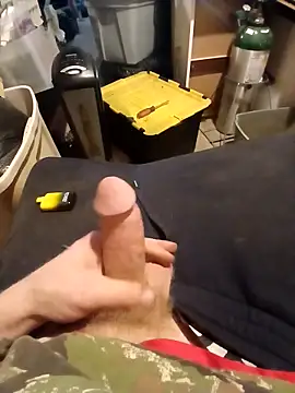 Snapshot of Hardon4yoursex chatting on 11-09-25, 11:36 Hardon4yoursex online show from 11-09-25, 11:36