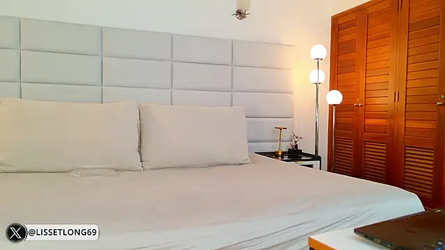 lissetlong69 online show from 02-24-26, 11:47