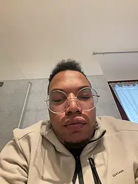 iamrafaelhot online show from 12-10-24, 12:05