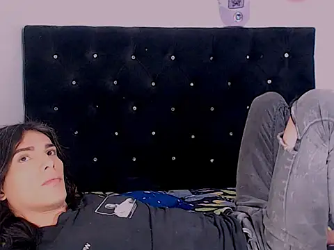 camii extrange online show from 03-27-26, 07:13