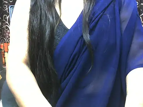Snapshot of Bold-Radhika chatting on 12-05-25, 12:36 Bold-Radhika online show from 12-05-25, 12:36