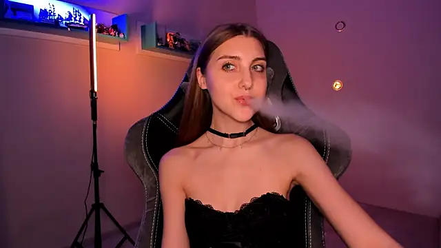 Snapshot of CassiaBlade1 chatting on 01-10-25, 07:32 CassiaBlade1 online show from 01-10-25, 07:32