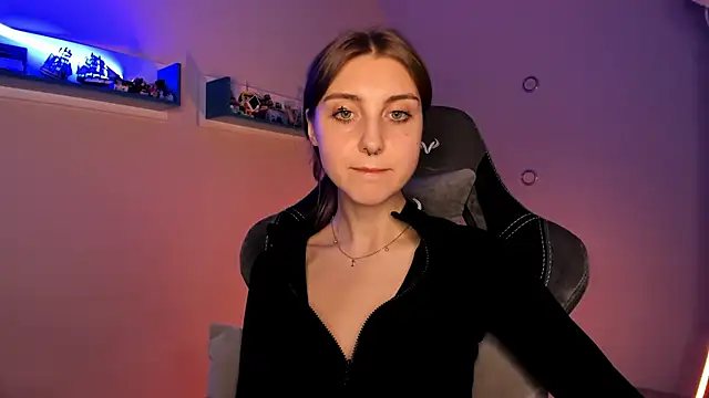 Snapshot of CassiaBlade1 chatting on 02-02-25, 06:53 CassiaBlade1 online show from 02-02-25, 06:53