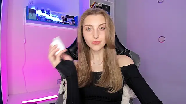 Snapshot of CassiaBlade1 chatting on 03-16-25, 07:17 CassiaBlade1 online show from 03-16-25, 07:17