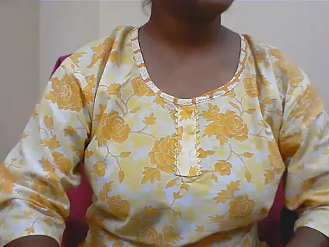 LovingPihu online show from 07-19-26, 05:11