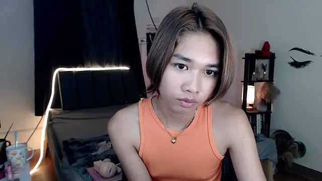 Snapshot of SweetCumFrancine chatting on 04-22-26, 06:09 SweetCumFrancine online show from 04-22-26, 06:09