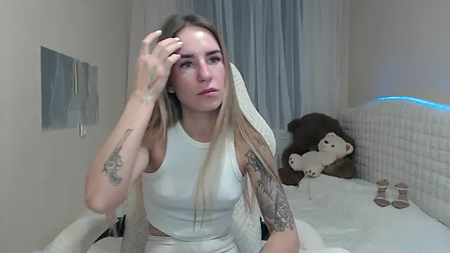 DeboraHorny online show from 11-21-25, 07:07