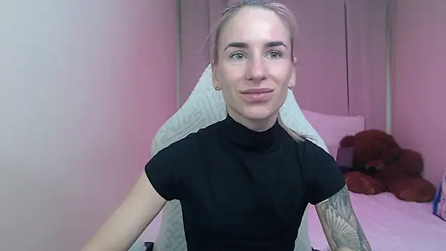 Snapshot of DeboraHorny chatting on 04-27-26, 06:11 DeboraHorny online show from 04-27-26, 06:11