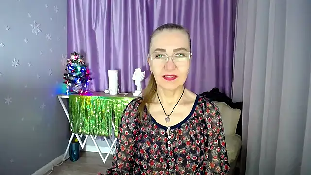 queen a n i online show from 01-13-25, 12:56