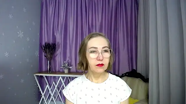 queen a n i online show from 03-15-26, 08:42